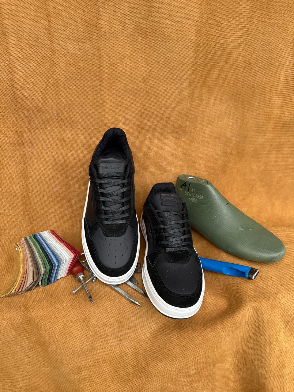 CALZADO DE HOMBRE EN CUERO REF: SOMBRA NEGRO